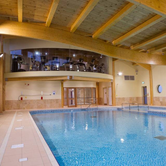 https://bulmerleisure.co.uk/wp-content/uploads/2016/12/Silver-Bay-Spa-and-Leisure-Complex-Fitness-Centre-overlooking-swimming-pool-3-640x640.jpg