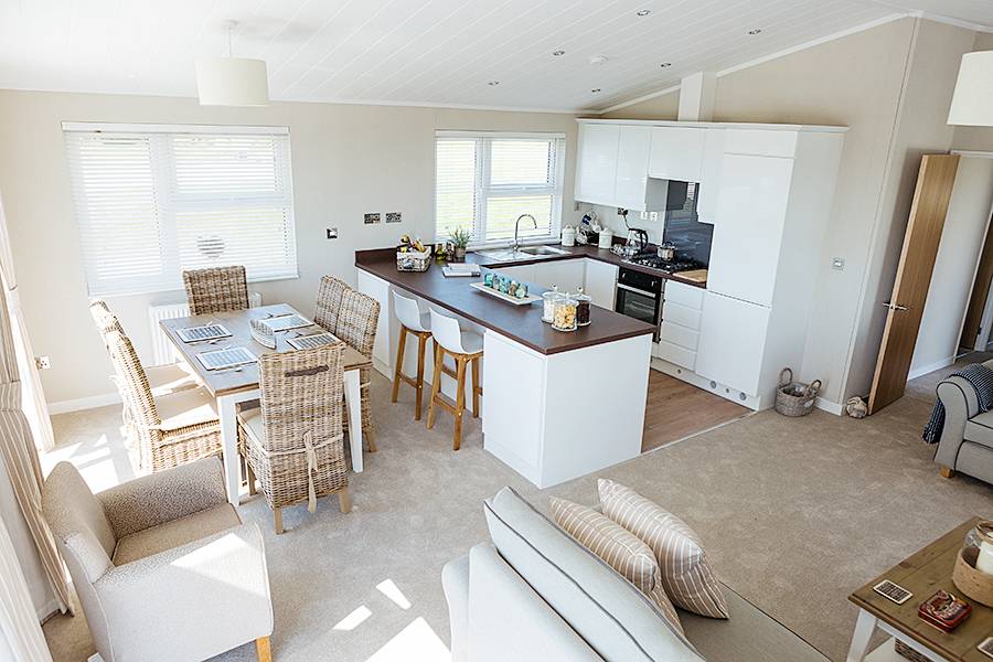 silver-bay-holiday-village-anglesey-luxury-lodges-the-wessex-dining-lounge-kitchen-space-1.jpg