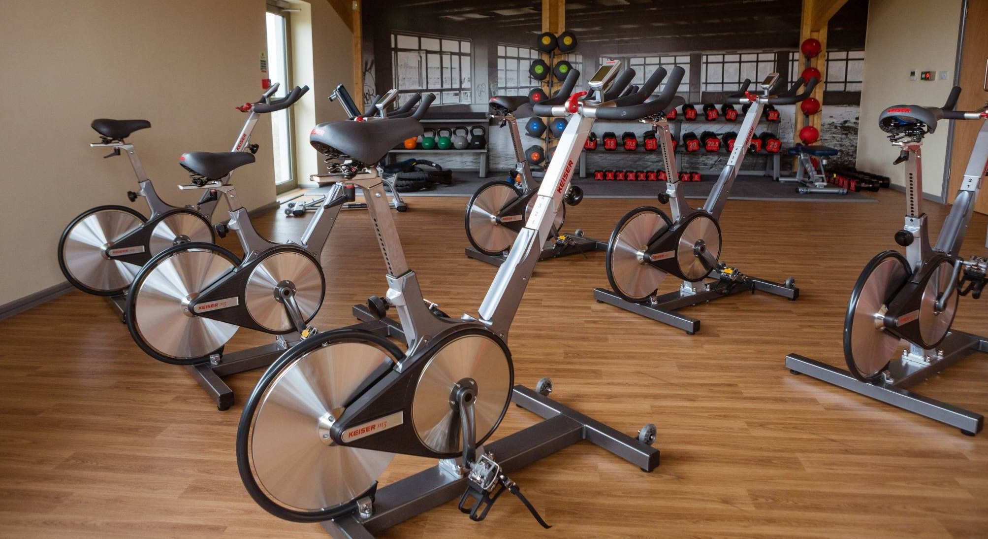 https://bulmerleisure.co.uk/wp-content/uploads/2016/12/silver-bay-holiday-village-anglesey-spa-and-leisure-spinning-bikes-gym-e1616088151787.jpg